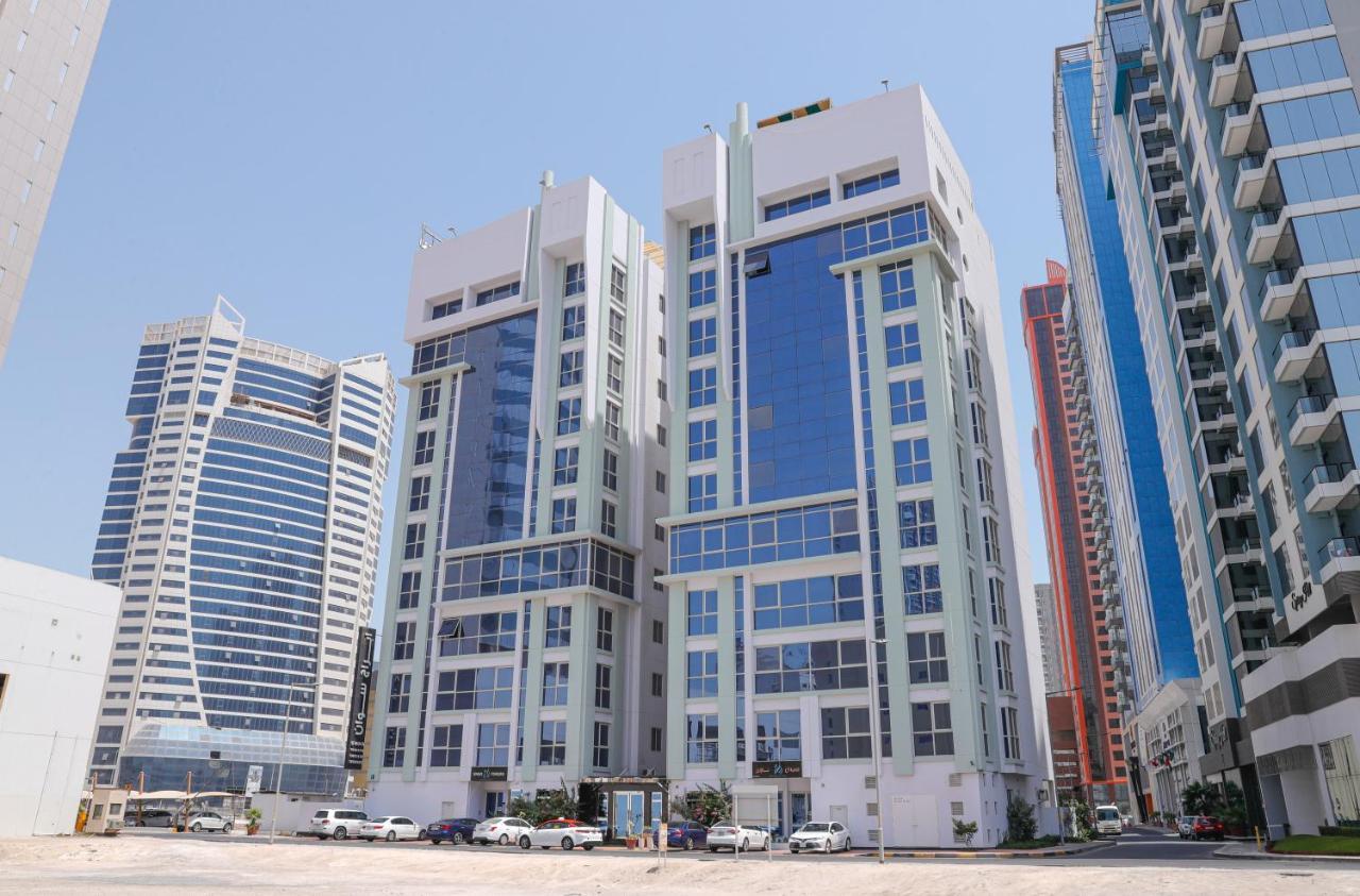 Swan Towers Aparthotel Manama Exterior photo